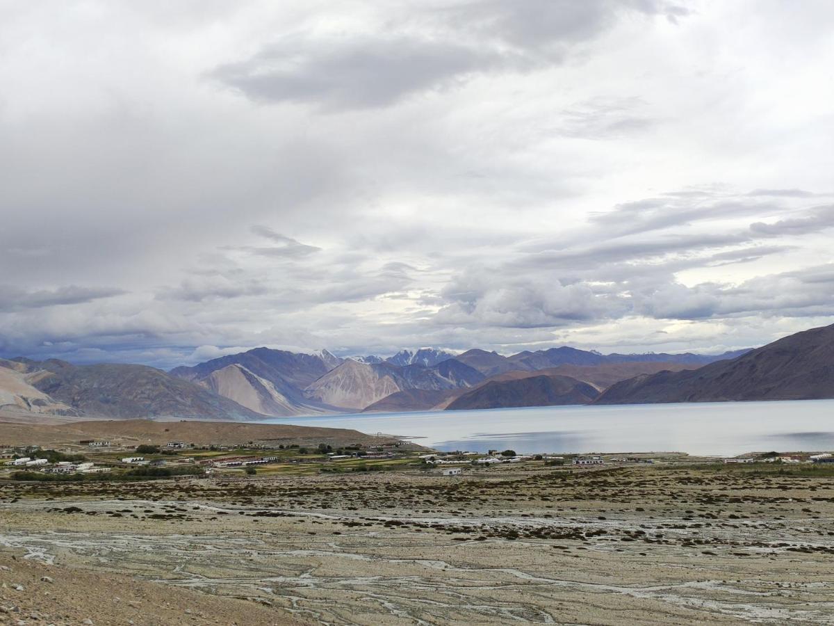 Astrostays At Pangong Spangmik Exterior foto